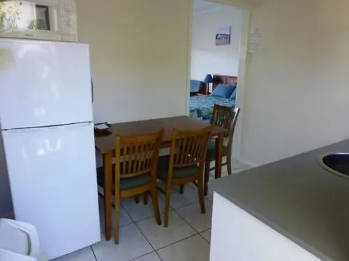 الشقق الفندقية شاطئ إيرليفي  Airlie Court Units 3*,