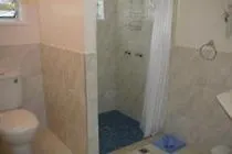 מלון דירות אפרטהוטל איירלי ביץ' Airlie Court Units